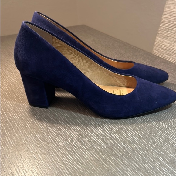 Corso Como‎ Blue Heels Suede Sophistication - Picture 2 of 7